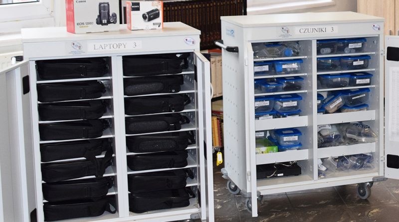 Mobilne pracownie dydaktyczne trafiły do szkół